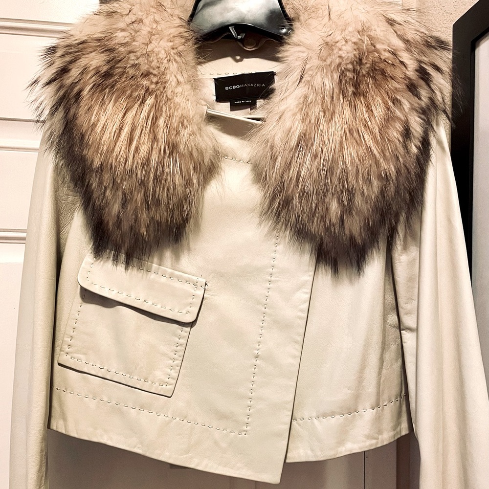 BCBGMaxAzria • Cream Leather & Fur Crop Jacket • Size M